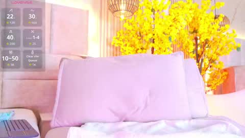 juliia01 online show from June 9, 2026, 2:34 am