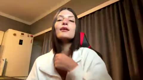Michelle online show from June 1, 2026, 12:40 pm