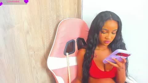 Snapshot of julitpink chatting on June 24, 2026, 7:57 pm julitpink online show from June 24, 2026, 7:57 pm