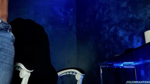 JULiUS   online show from March 24, 2026, 7:52 pm