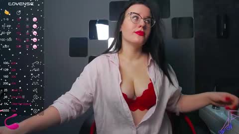 JuliyaMayers online show from January 17, 2025, 2:29 am