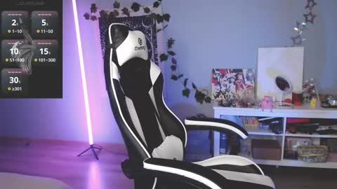 Baroness Von Cringe online show from March 7, 2025, 4:22 pm