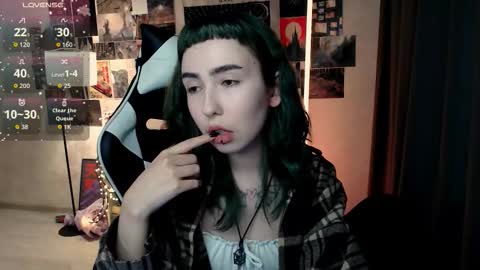 Baroness Von Cringe online show from October 15, 2025, 3:45 pm