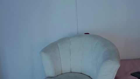 july_quinzel online show from July 21, 2026, 8:11 pm