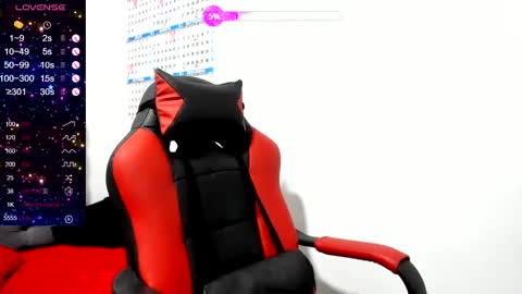 Julya Smith online show from December 11, 2024, 4:42 pm