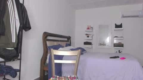 jessica online show from November 13, 2025, 6:34 am