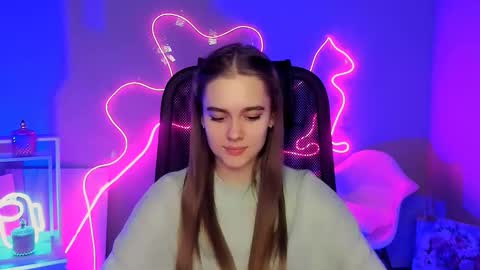 junewoods online show from February 20, 2026, 3:45 pm