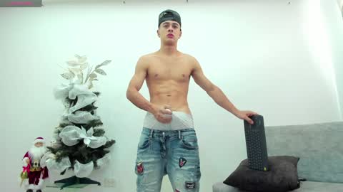 Junior online show from December 18, 2024, 8:47 pm