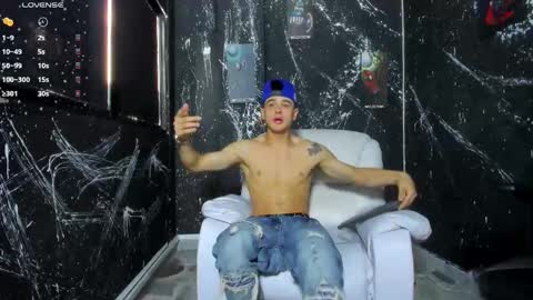 Junior online show from September 12, 2025, 9:26 pm