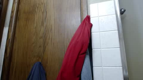 Snapshot of junk_yard_dog chatting on January 8, 2025, 12:37 pm Dave online show from January 8, 2025, 12:37 pm