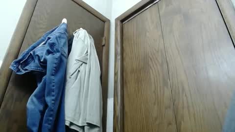 Snapshot of junk_yard_dog chatting on November 27, 2025, 6:04 am Dave online show from November 27, 2025, 6:04 am