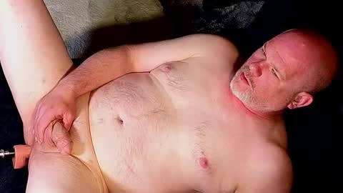 Junk Cam online show from May 27, 2026, 9:34 pm