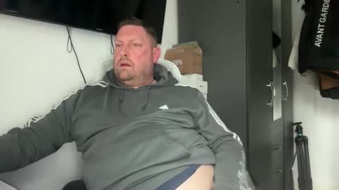 Junky online show from March 8, 2026, 2:54 pm