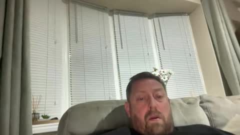 Junky online show from March 27, 2026, 7:35 pm