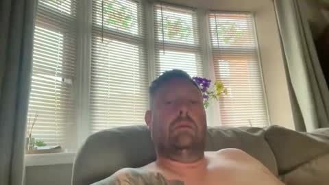 Snapshot of junky345 chatting on April 24, 2026, 11:12 am Junky online show from April 24, 2026, 11:12 am