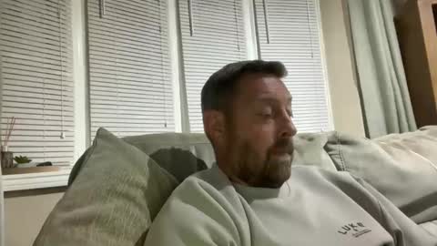 Snapshot of junky345 chatting on June 4, 2026, 8:48 pm Junky online show from June 4, 2026, 8:48 pm