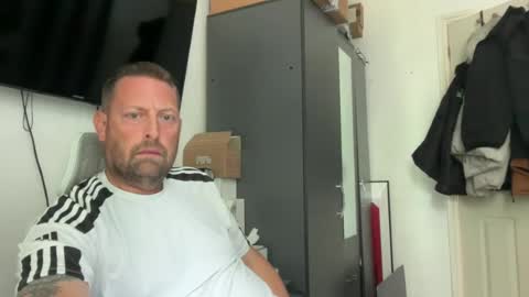 Snapshot of junky345 chatting on June 20, 2026, 1:14 pm Junky online show from June 20, 2026, 1:14 pm