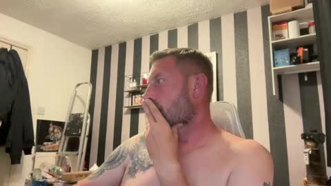 Snapshot of junky345 chatting on July 18, 2026, 8:34 pm Junky online show from July 18, 2026, 8:34 pm
