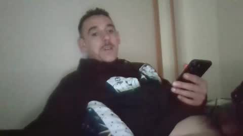 Snapshot of junkyes chatting on October 5, 2025, 1:53 pm online show from October 5, 2025, 1:53 pm