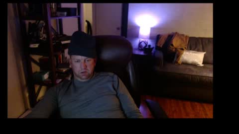 Snapshot of jusbeaz8722 chatting on December 2, 2024, 1:58 am JustnSide Unexxst online show from December 2, 2024, 1:58 am