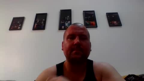 just1more5 online show from October 11, 2025, 6:28 pm