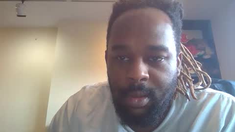 Snapshot of just2real chatting on April 3, 2026, 6:39 pm Real online show from April 3, 2026, 6:39 pm