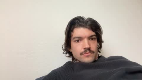 just_a_guy_with_a_big_cock online show from March 13, 2026, 10:33 am