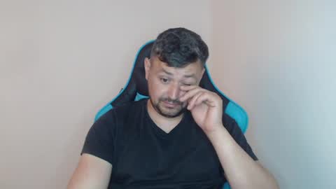 Snapshot of just_a_nice_guy_27 chatting on April 28, 2026, 11:26 am Alex online show from April 28, 2026, 11:26 am