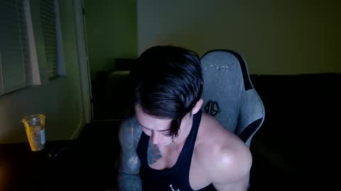 Snapshot of just_jayyyyy chatting on December 5, 2024, 2:09 am BlueEyedJayy online show from December 5, 2024, 2:09 am