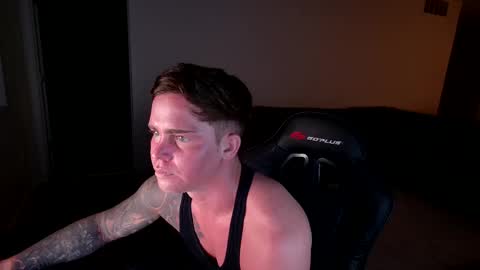 Snapshot of just_jayyyyy chatting on December 23, 2024, 3:50 am BlueEyedJayy online show from December 23, 2024, 3:50 am