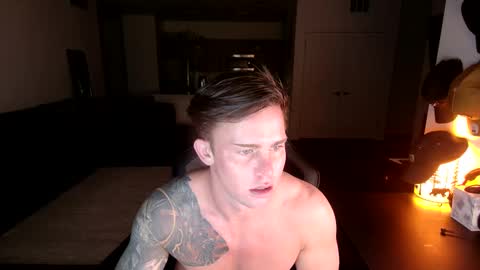 Snapshot of just_jayyyyy chatting on January 8, 2025, 6:31 am BlueEyedJayy online show from January 8, 2025, 6:31 am