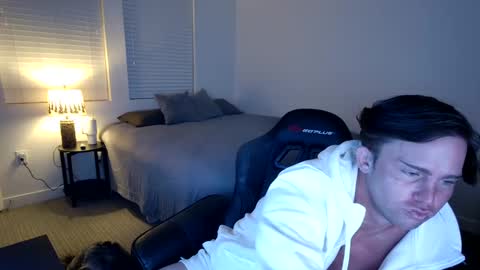 Snapshot of just_jayyyyy chatting on February 7, 2025, 4:37 am BlueEyedJayy online show from February 7, 2025, 4:37 am
