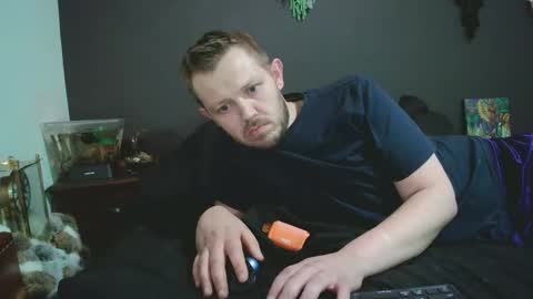 Snapshot of justclickthis chatting on December 1, 2025, 1:21 am justclickthis online show from December 1, 2025, 1:21 am