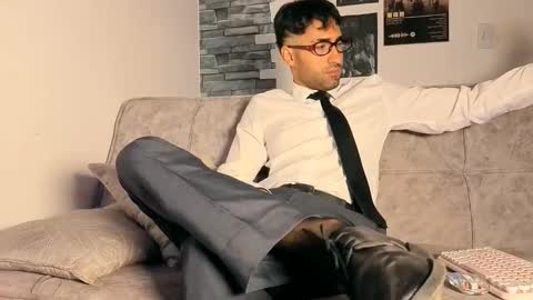 Snapshot of justdavid_ chatting on June 5, 2026, 9:31 pm David online show from June 5, 2026, 9:31 pm