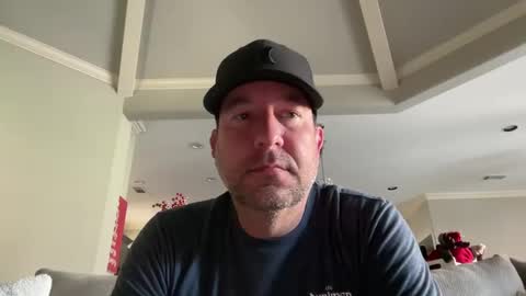 Snapshot of justfitnfun chatting on December 17, 2024, 3:28 pm justfitnfun online show from December 17, 2024, 3:28 pm