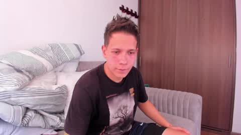 justin_biker online show from February 24, 2025, 5:53 pm