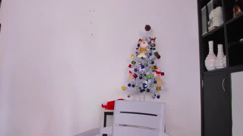 justin_biker online show from December 2, 2025, 7:20 pm