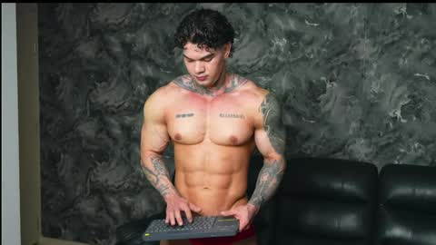 Snapshot of justin_clark1 chatting on May 31, 2026, 3:58 am justin clark1 online show from May 31, 2026, 3:58 am