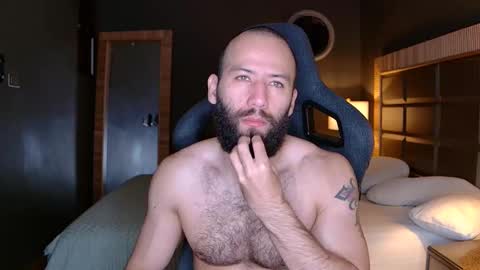 Justin online show from October 25, 2025, 10:12 am