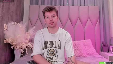 Snapshot of justin_reed chatting on September 22, 2025, 8:49 am Arthur online show from September 22, 2025, 8:49 am