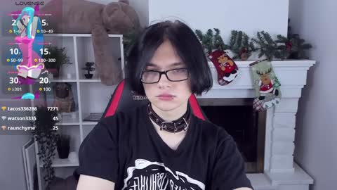 JUSTIN online show from December 25, 2024, 2:25 am