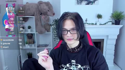 JUSTIN online show from January 13, 2025, 1:56 am