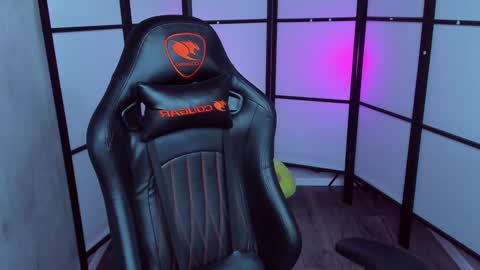 JUSTIN online show from January 16, 2025, 11:48 pm