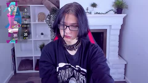 JUSTIN online show from February 2, 2025, 8:41 pm