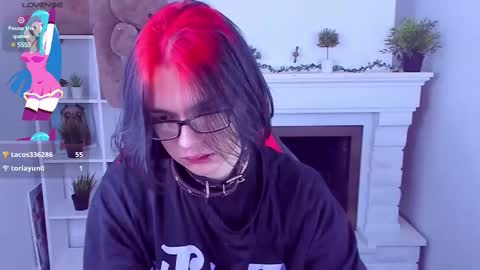 JUSTIN online show from February 28, 2025, 11:45 pm