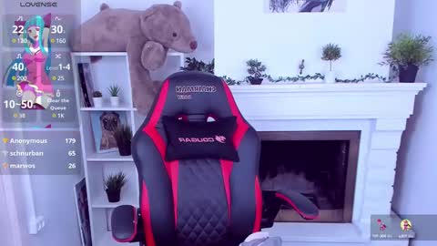 JUSTIN online show from March 4, 2025, 11:54 pm