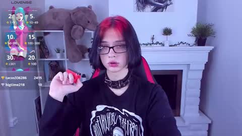 JUSTIN online show from March 11, 2025, 11:26 pm