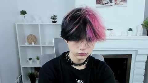 JUSTIN online show from September 14, 2025, 8:41 pm