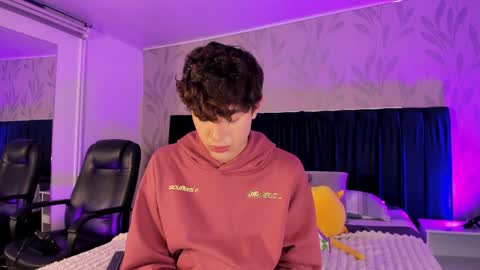 Justin online show from April 5, 2026, 12:52 am