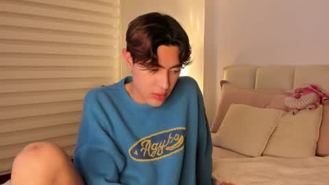 Justin online show from April 21, 2026, 12:45 am